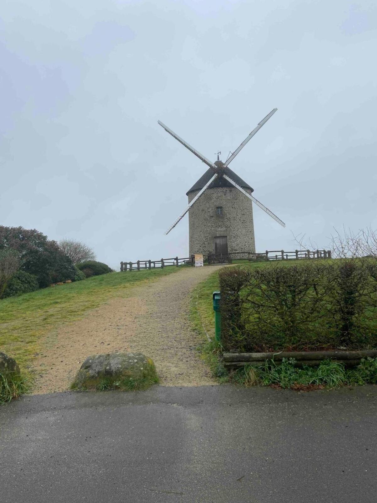 Gites Le Mont Desclos Saint Michel Beauvoir  Bilik gambar